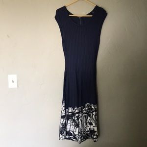 Nic & Zoe knit navy dress w/ black & white detail